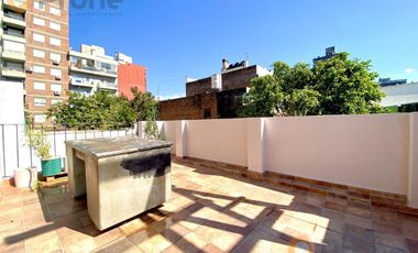 Casa de 3 dormitorios. Quincho. Terraza exclusiva. Barrio Abasto