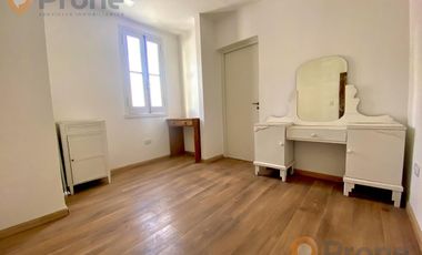 Casa de 3 dormitorios. Quincho. Terraza exclusiva. Barrio Abasto