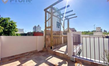 Casa de 3 dormitorios. Quincho. Terraza exclusiva. Barrio Abasto