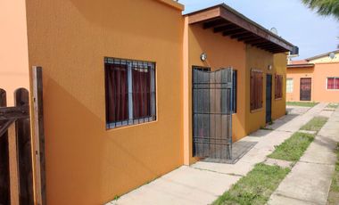 Casa en venta - 2 Dormitorios 1 Baño - 70mts2 - Mar Del Tuyu
