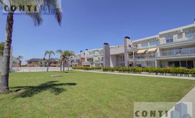 Venta en POZO Departamentos 4 ambientes en Condominio Altos de Maschwitz, Aconcagua 130  con jardín y pileta