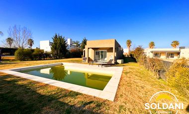 Casa - Puerto Roldán