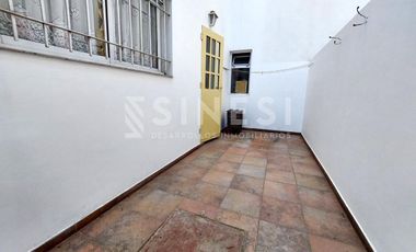 Depto. 2 ambientes CON PATIO y COCHERA - General San Martín