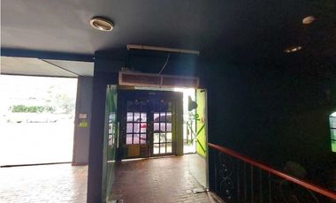 ALQUILER LOCAL COMERCIAL VIA BRASIL SAN FRANCISCO AMPLIO