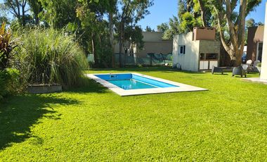 Casa en  Club de Campo La Candida.