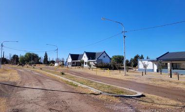 Terreno en Nevado Golf Club con cierre y grataeu