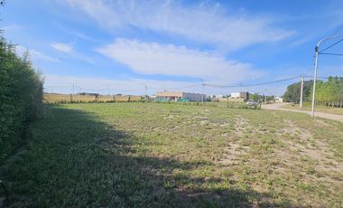 Terreno en Nevado Golf Club con cierre y grataeu