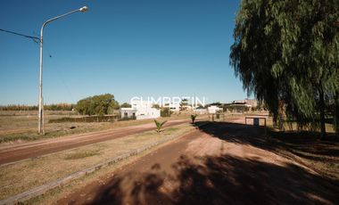 Terreno en Nevado Golf Club con cierre y grataeu