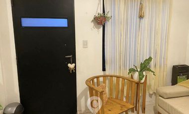 Oportunidad. Departamento en Venta de 2 plantas. Sin expensas. Centro Zárate
