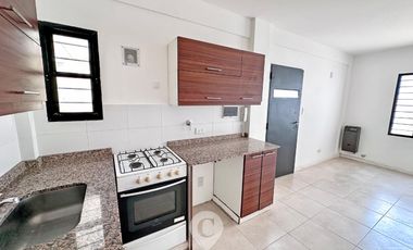 Oportunidad. Departamento en Venta de 2 plantas. Sin expensas. Centro Zárate