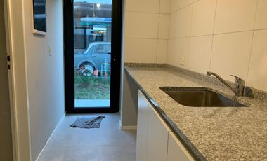 Gran casa sobre lote interno, San Matías, Escobar