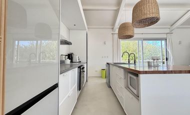 Casa en Venta - Barrio Residencial II Lote 59 de Costa Esmeralda - Escondida y privacidad