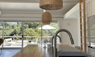 Casa en Venta - Barrio Residencial II Lote 59 de Costa Esmeralda - Escondida y privacidad