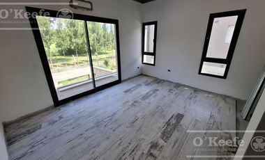 Casa en venta de  5 ambientes a estrenar  en barrio cerrado La Reserva de Hudson, Berazategui