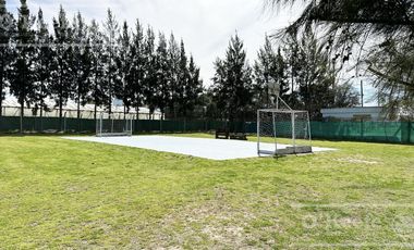 Casa en venta de  5 ambientes a estrenar  en barrio cerrado La Reserva de Hudson, Berazategui