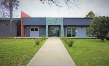 Casa en venta de  5 ambientes a estrenar  en barrio cerrado La Reserva de Hudson, Berazategui