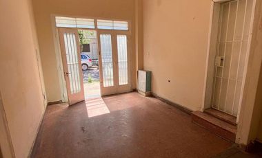 Casa para uso comercial o profesional en microcentro de San Miguel