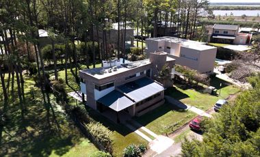 Casa en  Venta en Barrio Puerto Paraiso General Lagos