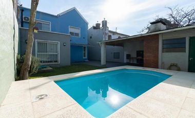 Espectacular casa a metros del Parque Lineal