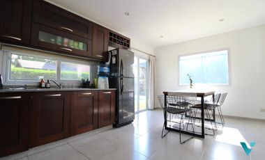 Casa  en venta  Ituzaingó Norte  Barrio Privado Los Olivos