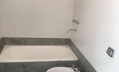 Venta Departamento Monte Grande en Robertson al 400