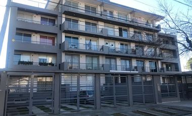 Venta Departamento Monte Grande en Robertson al 400
