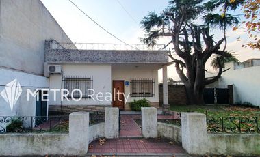 CASA EN VENTA 3 AMBIENTES QUILMES