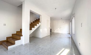 Excelente Dúplex de Calidad a Estrenar en Venta en Ituzaingó