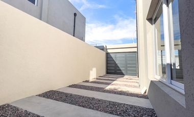 Excelente Dúplex de Calidad a Estrenar en Venta en Ituzaingó
