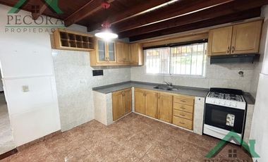 Casa - Centrica - Belen de Escobar - Peirno 468
