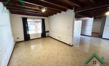 Casa - Centrica - Belen de Escobar - Peirno 468