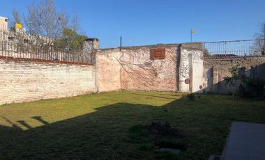 Casa 5 ambientes en venta en  Castelar Norte