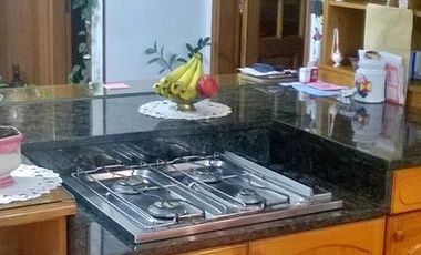 Venta de Importante CHalet S/Lote de 17 X 43M² en Ramos Mejía C/Quincho y Pileta