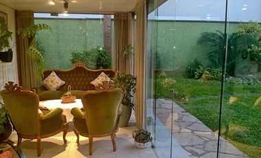 Venta de Importante CHalet S/Lote de 17 X 43M² en Ramos Mejía C/Quincho y Pileta