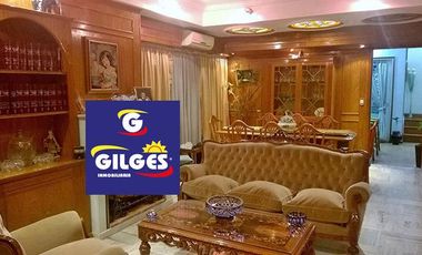 Venta de Importante CHalet S/Lote de 17 X 43M² en Ramos Mejía C/Quincho y Pileta