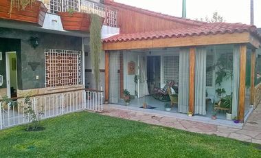 Venta de Importante CHalet S/Lote de 17 X 43M² en Ramos Mejía C/Quincho y Pileta