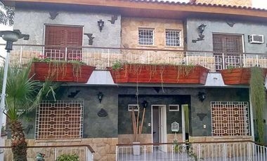 Venta de Importante CHalet S/Lote de 17 X 43M² en Ramos Mejía C/Quincho y Pileta