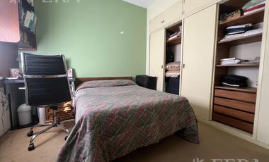 Venta de casa 4 ambientes con cochera en Quilmes Oeste