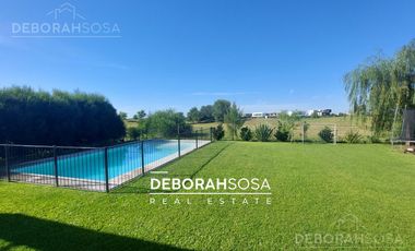 Casa en  Venta en Canton al golf- el canton- 5 ambientes- zona norte -escobar