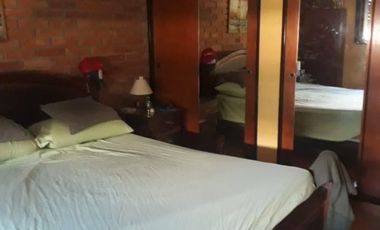 Venta de Excelente Casa 4 Amb. S/L 8.66x33m² en R. Mejia  Con Fdo Libre