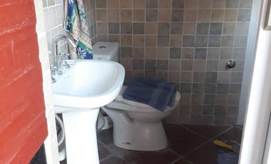 Venta de Excelente Casa 4 Amb. S/L 8.66x33m² en R. Mejia  Con Fdo Libre