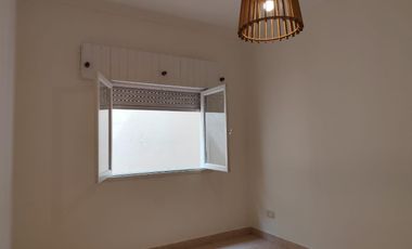 Casa en  venta dos dormitortios, en Junin.