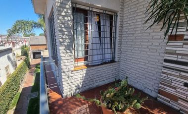 Casa a pasos de Cramer, cerca estacion y facil acceso autopista