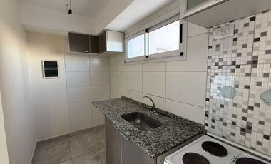 Av. Rosales 800. 2 ambientes en venta. Con. Cochera. Remedios de Escalada.