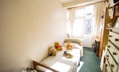 Departamento de 3 ambientes en 2° piso por escalera en venta, en La Lucila.