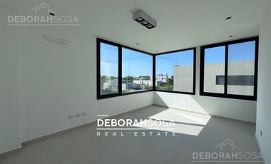 Casa en Venta 4 ambientes con pileta Puertos Zona Norte