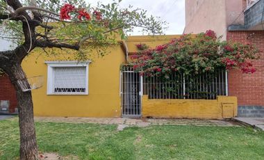 Casa lote propio 3 amb con patio y terraza. OPORTINIDAD