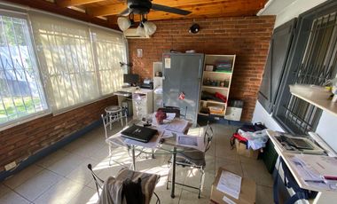 Casa en venta - 3 Dormitorios 2 Baños - Cocheras - 425Mts2 - Villa del Plata, Florencio Varela
