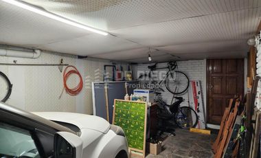 Casa en venta de 7 ambientes, habitacion en planta baja en suite, Vicente López