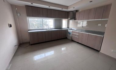 VENTA APTO CREDITO PH TRES AMBIENTES CON COCHERA EN FLORIDA VICENTE LOPEZ